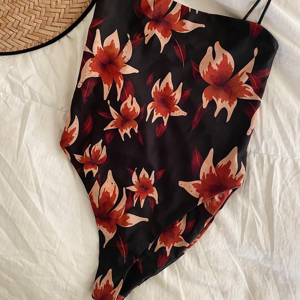 **SOLD**Stone fox swim